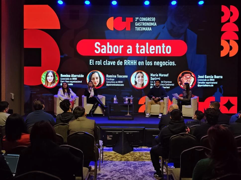 MESA PANEL. Se habló de innovación, identidad y el futuro del sector