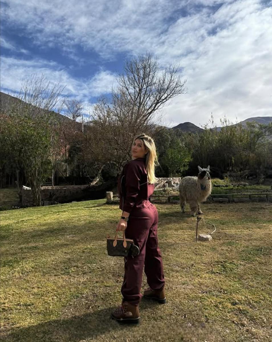 Vacaciones en familia: Wanda Nara estuvo de glamping en el norte argentino
