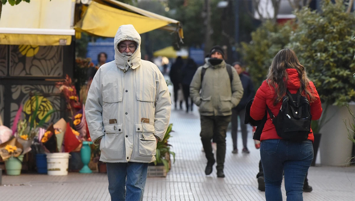 FRÍA. Las mañanas se sostendrán con mínimas que no superarán los 4 °C. 