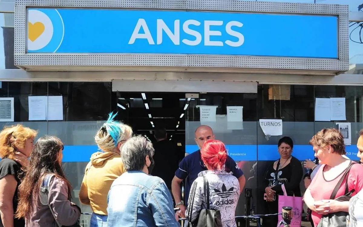 Bajas en ANSES: ¿quiénes ya no podrán cobrar la AUH a partir de julio 2025?