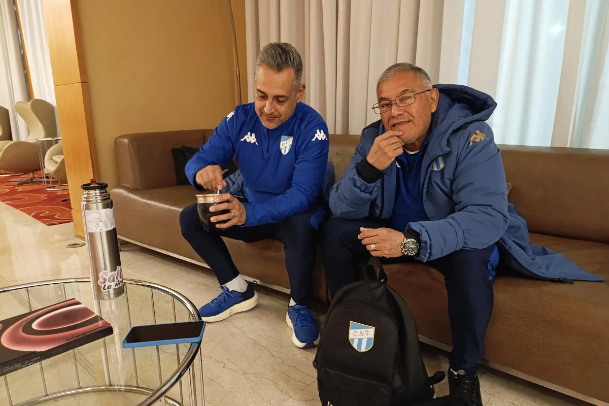 Los masajistas, listos para el partido