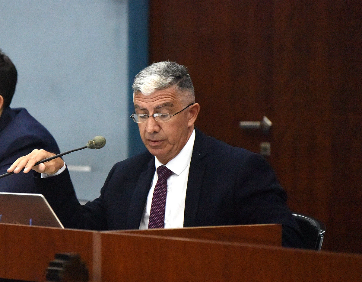 PATRICIO ESPERGUÍN. Dijo que el edificio de Derecho “es hermoso, pero es un monumento a la corrupción”.