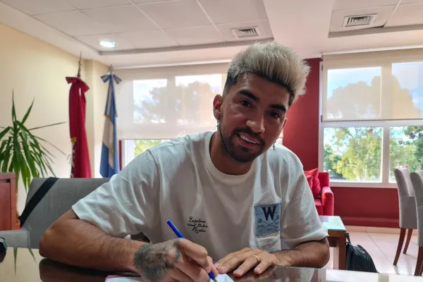 Marcelino Moreno fue figura de Lanús en el amistoso contra Atlético Tucumán y figura en el radar de Boca