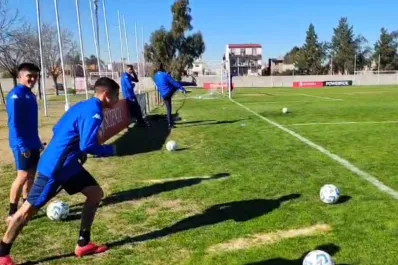 Los jugadores de Atlético Tucumán pusieron a prueba su precisión en el entrenamiento