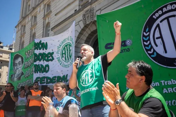 Tensión con los estatales: ATE amenazó con adelantar el paro por el plan de despidos