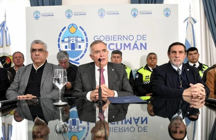 CONFERENCIA. El gobernador, Osvaldo Jaldo, apoyó la investigación que está realizando el Ministerio Público Fiscal por el robo de su celular. 