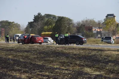 Video: el momento en que se produce el choque en cadena en la autopista