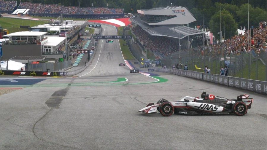 Ocon, el tercero en despistar: