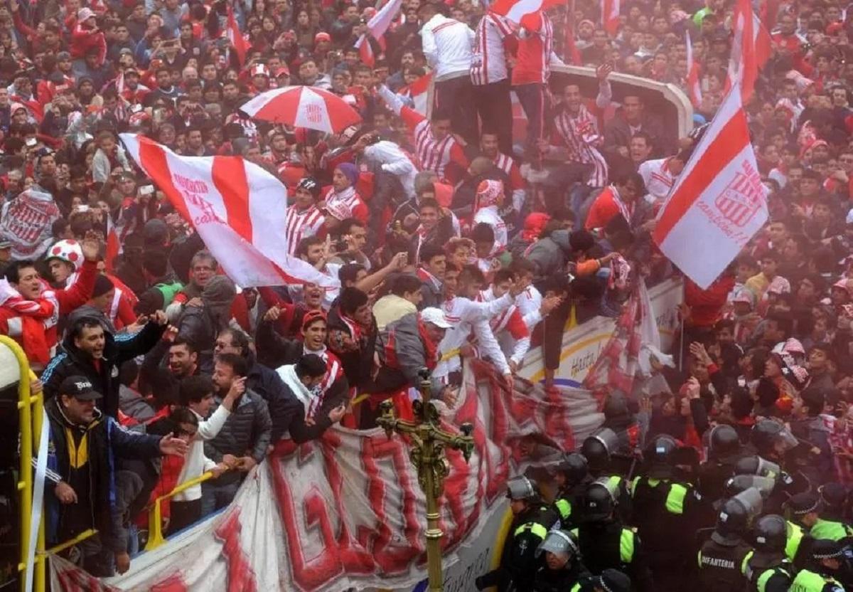 CARAVANA. El plantel 