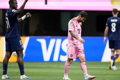 Caminó mientras otros corrían: la despiadada crítica de la prensa francesa a Lionel Messi