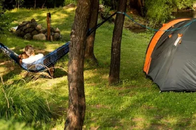 Cómo ir de camping sin perder comodidad: guía práctica para este verano en España