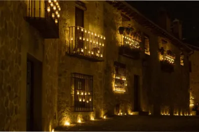 Miles de velas iluminarán las calles de este mágico pueblo medieval