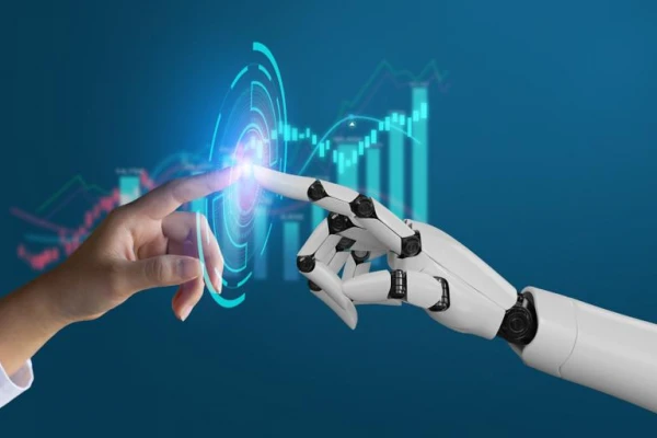 “Human-in-the-loop”: una idea urgente para no dejar que las máquinas nos deshumanicen