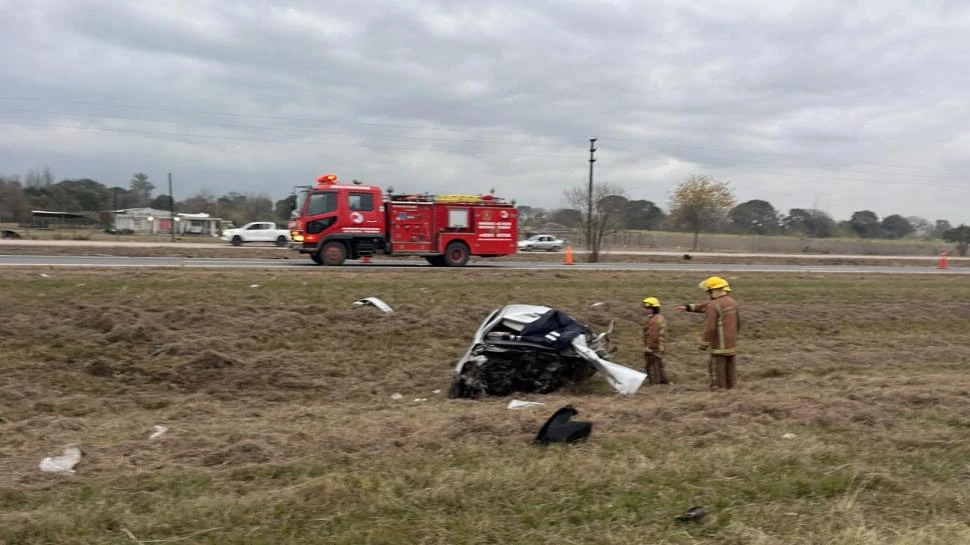Tres personas murieron en el choque frontal registrado en la autopista a Famaillá.