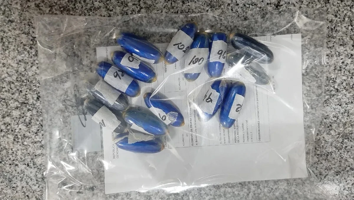 PELIGRO. Especialista sostienen que esta modalidad delictiva, la de ingerir la droga, representa un riesgo alto para la salud de las personas involucradas.