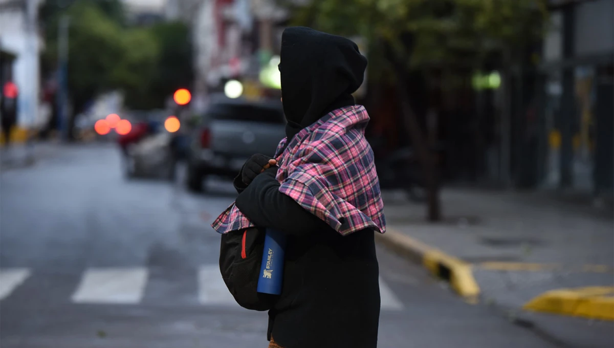 POLAR. El frío seguirá castigando las mañanas tucumanas con temperaturas muy bajas.