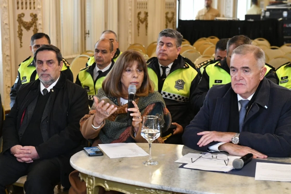 Susana Montaldo, en conferencia de prensa. COMUNICACIÓN PÚBLICA