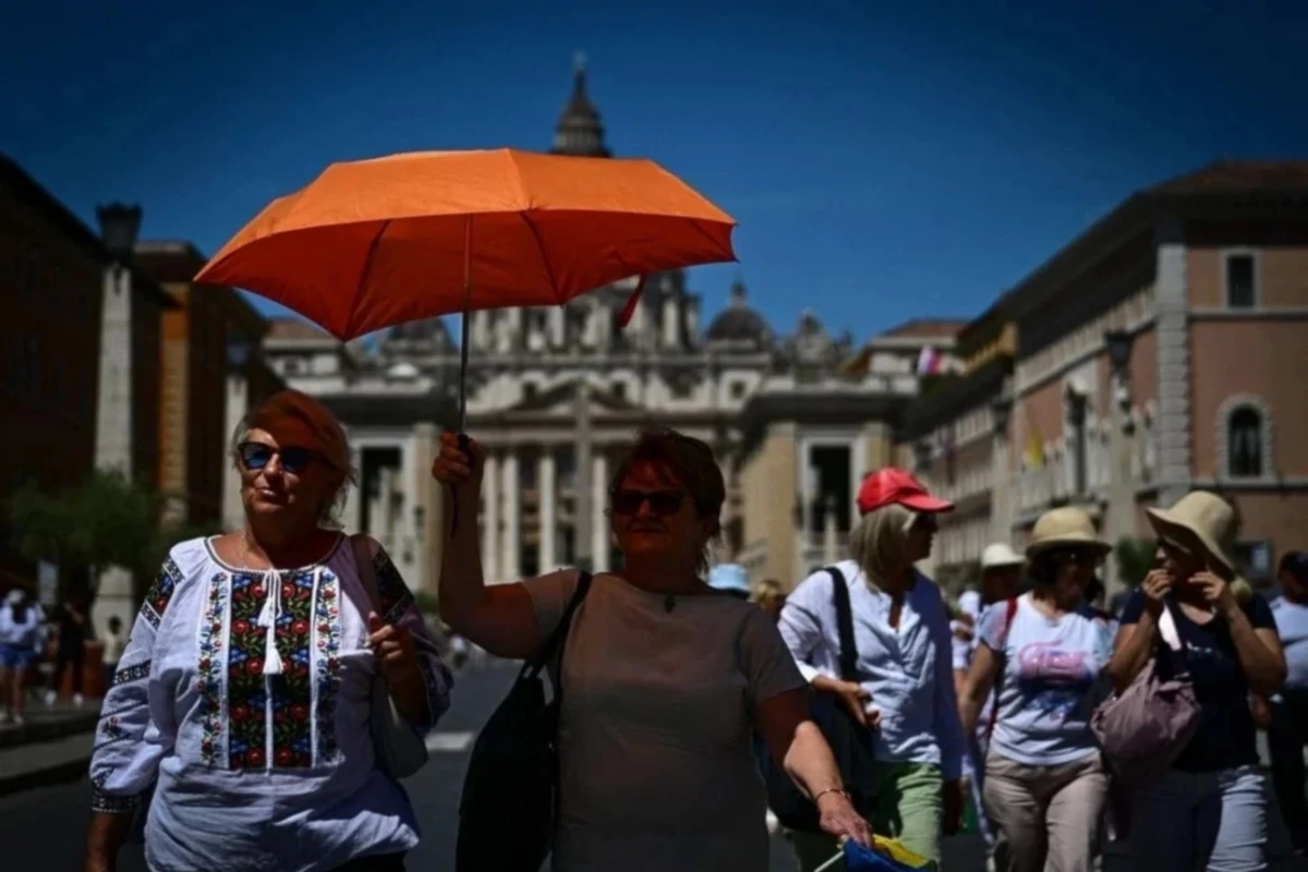 Un verano al rojo vivo: así será el tiempo en julio en España, según la AEMET