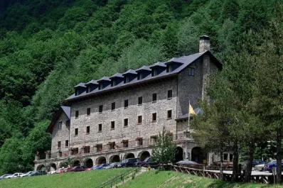 Un refugio de ensueño en los Pirineos: así es el Parador de Bielsa