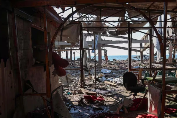 Israel bombardeó un café al que van periodistas y activistas