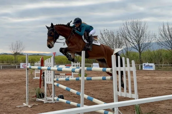 “Lulú” Solórzano se lució en el torneo de hipismo de Don Vicente