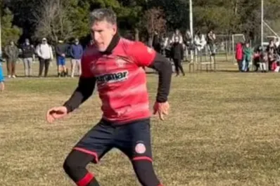 ¡Está intacto! El golazo de Martín Palermo en un torneo de fútbol amateur