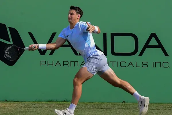 La frustración de un tenista argentino en Wimbledon, al estilo Gaudio: “Parezco un heladero”