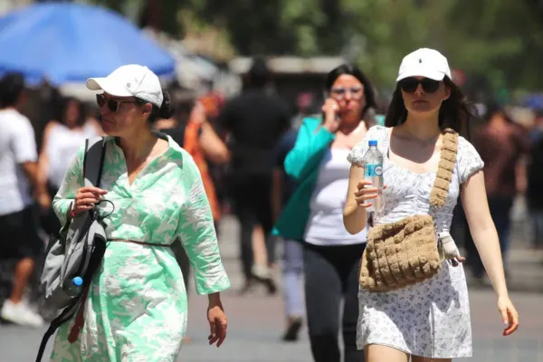 El verano de San Juan llega atrasado a Chile: ¿en qué zonas las máximas llegarán a los 30°?