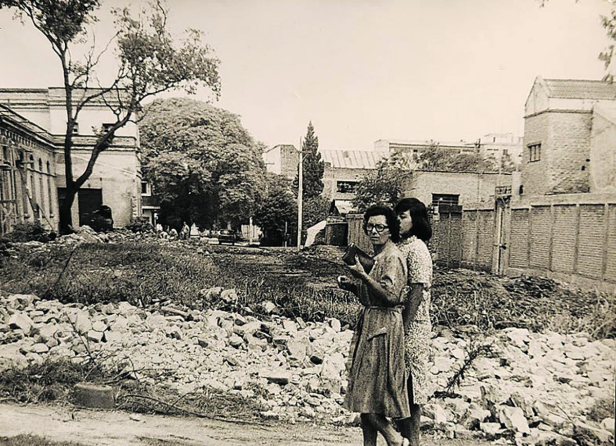 Hojeando el archivo de LA GACETA