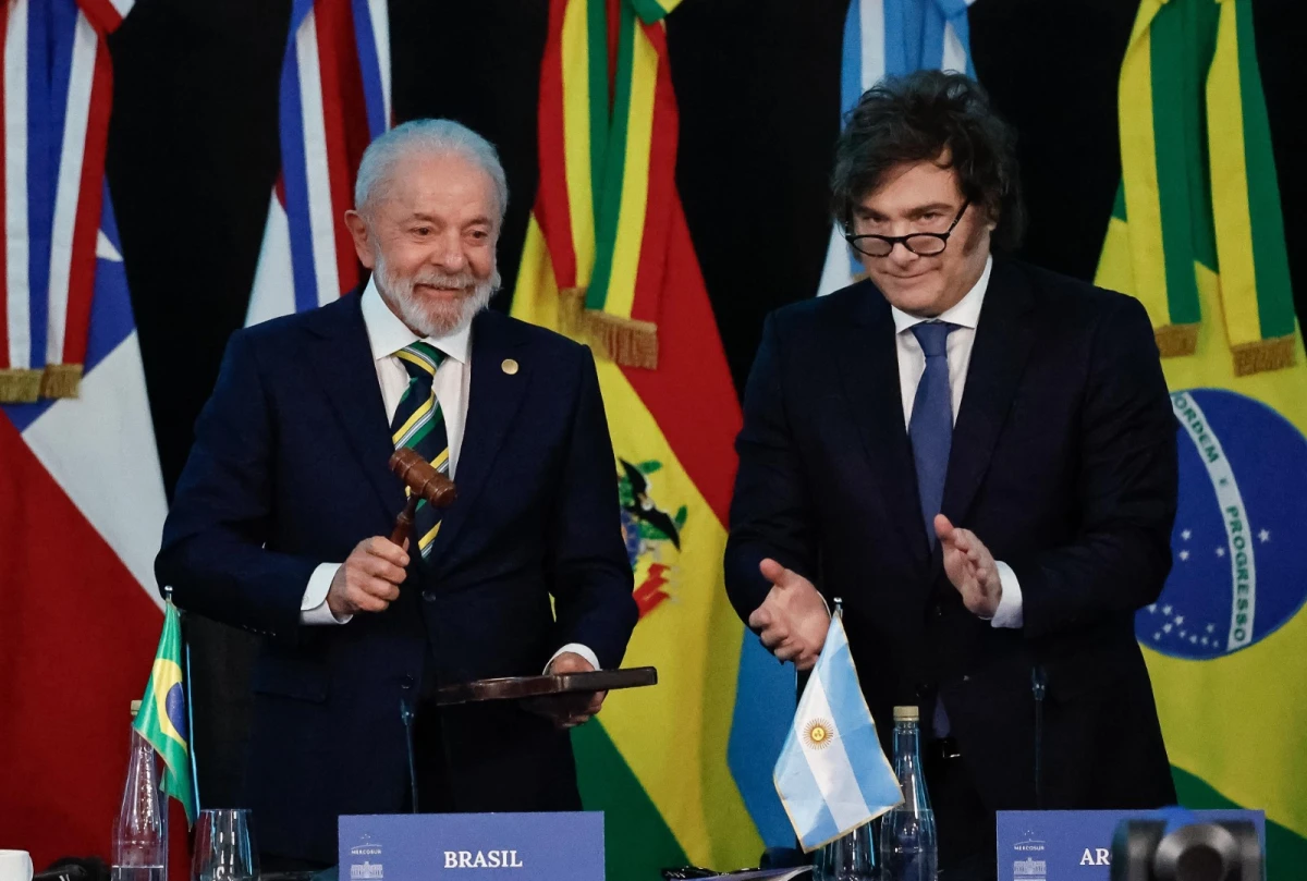 Lula da Silva y Javier Milei, durante la Cumbre del Mercosur. @LulaOficial
