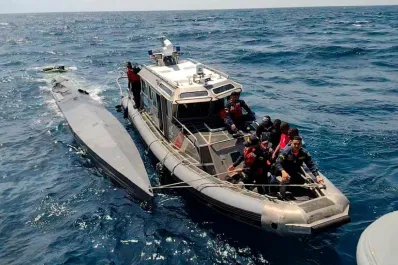 Colombia incauta por primera vez un narcosubmarino no tripulado