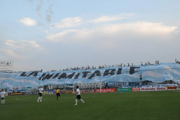 ¿Nueva disputa entre los Acevedo y los Toro por la barra “Decana”?