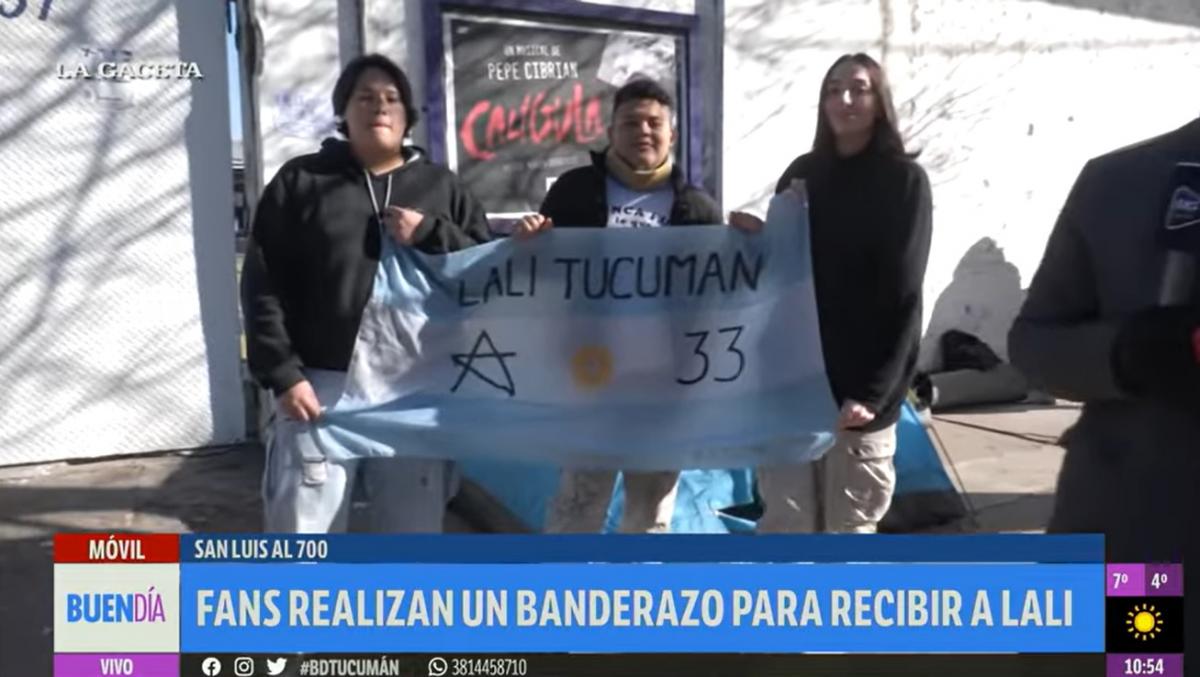 Increíble, pero real: fans de Lali Espósito acampan hace más de 10 días para su show en Tucumán