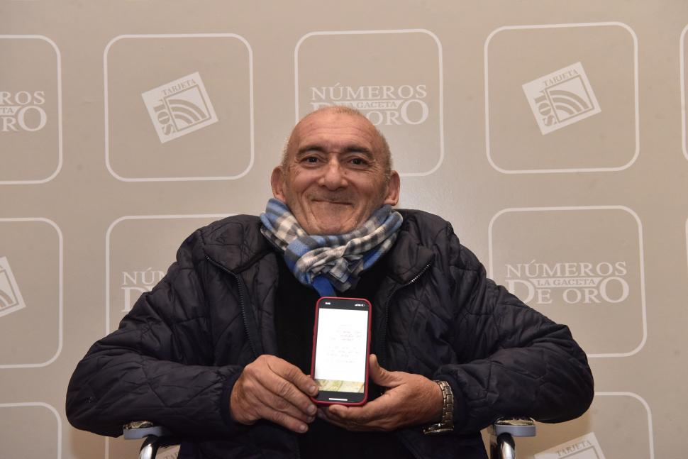 FELIZ. Vera Borsella cumplió años hace poco y recibió un lindo regalo.