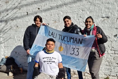 Un acampe familiar lleva 10 días a la espera del recital de Lali Espósito en Tucumán