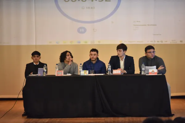 Cuatro ejes, cinco dirigentes jóvenes tucumanos y mucho ruido: así fue el debate político de ODIS