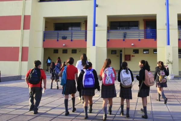 Sistema de Admisión Escolar en Chile: ¿quiénes deben postular y cuándo comienza el proceso?