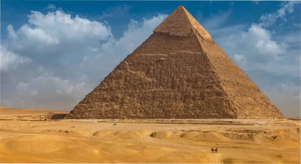 ¿Quién construyó la Gran Pirámide de Guiza?