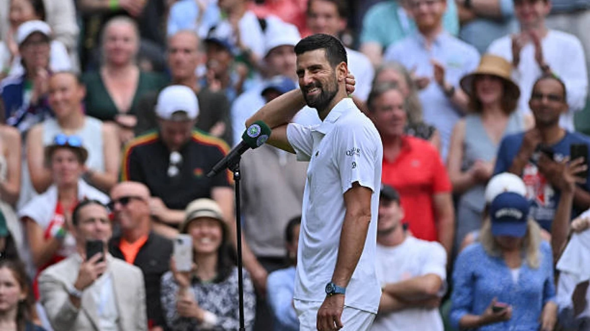 El serbio Novak Djokovic alcanzó su victoria número 100 en Wimbledon. 