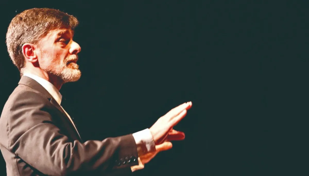 Más de 70 coreutas actúan en Yerba Buena