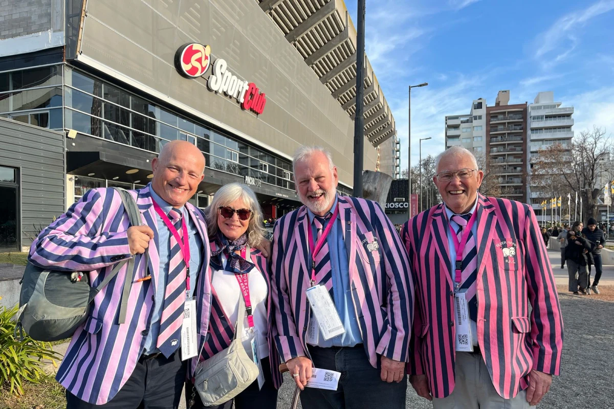 Los Silver Hippos: los exjugadores de rugby ingleses que siguen a su selección por el mundo y conquistan Argentina
