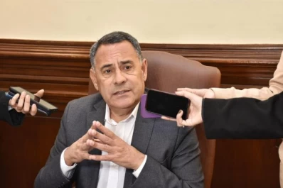 El Gobierno provincial se prepara para firmar nuevas paritarias