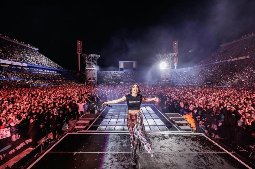 PURA POTENCIA. Lali presenta una faceta más rockera que del entorno pop en su disco y su show “No vayas a atender cuando el demonio llama”.