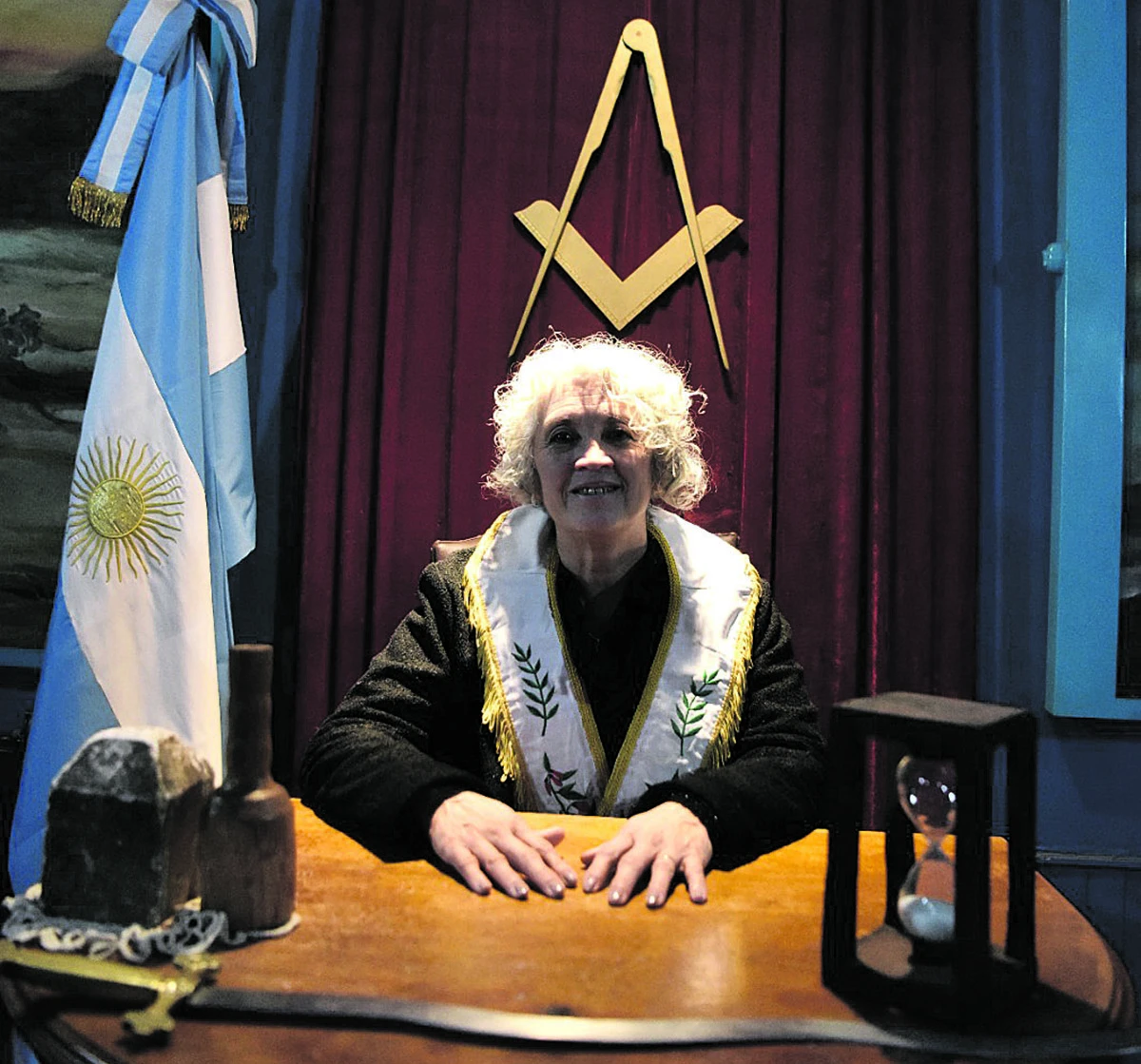 EN EL CENTRO. Castillo empezó en la masonería a los 18 años.