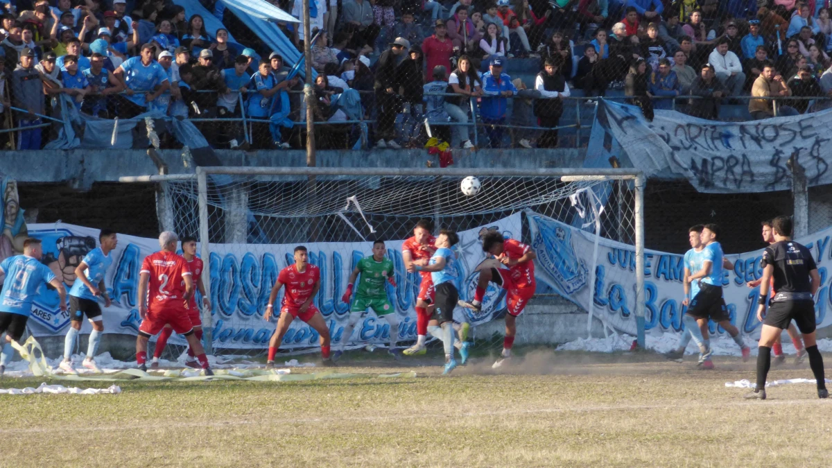 El clásico de Aguilares terminó sin goles y Jorge Newbery sigue como único líder