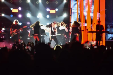 Una noche inolvidable con Lali en Tucumán: emoción, gritos y brillos