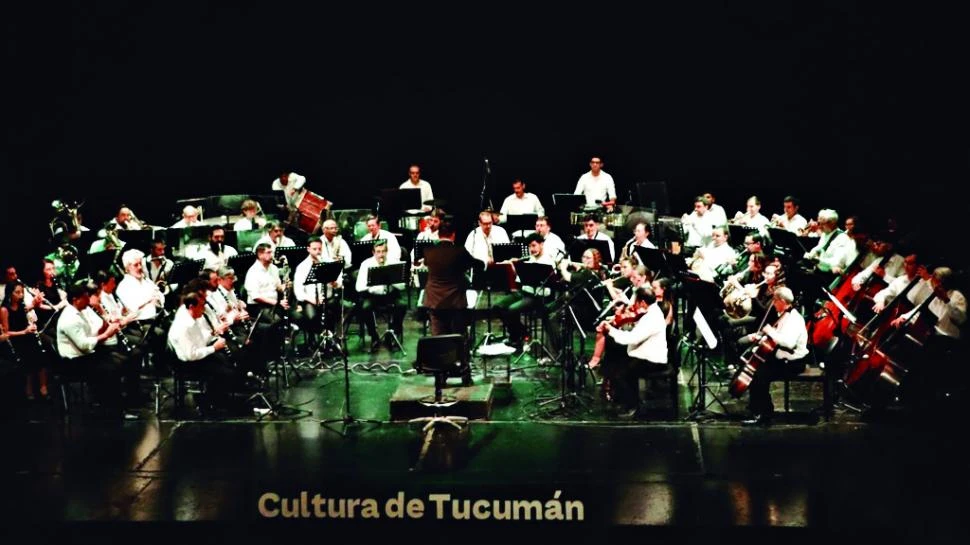 CONCIERTO EN EL SAN MARTÍN. La Banda Sinfónica actuará gratis esta noche, dirigida por Javier Cano.