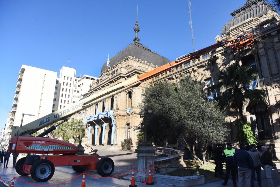 Milei viaja a Tucumán con su gabinete: expectativa por la presencia de Villarruel