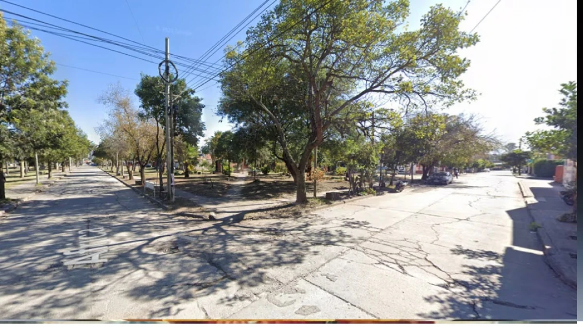 Jujuy: un estudiante golpeó, tiró al piso y apuñaló a una compañera de colegio