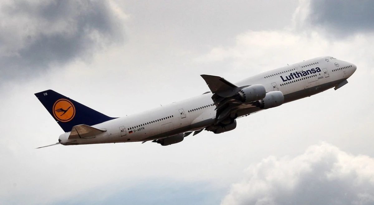 Un avión que debía llegar a Ezeiza tuvo que desviarse dos veces por la niebla y aterrizó de emergencia en San Pablo